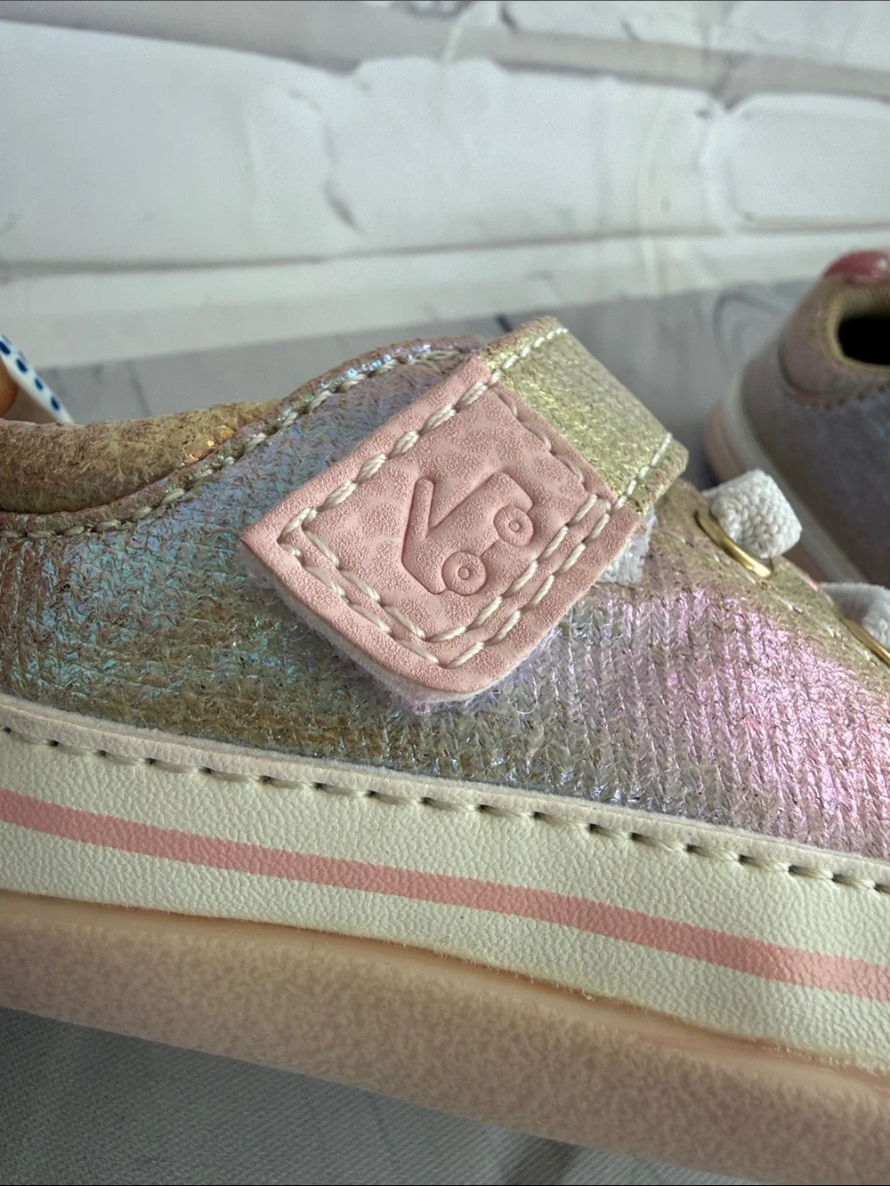 See Kai Run shiny iridescent